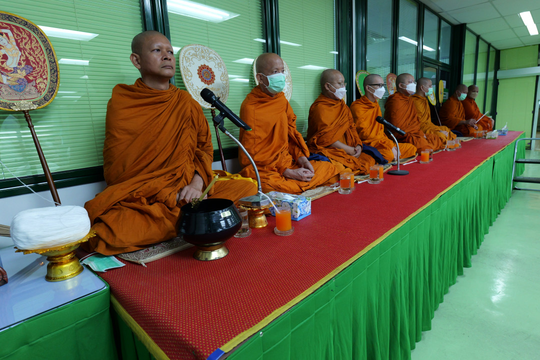 รูปภาพกิจกรรม สหกรณ์ออมทรัพย์การสื่อสารแห่งประเทศไทย ภาพกิจกรรม ทำบุญครบรอบ 54 ปี 14