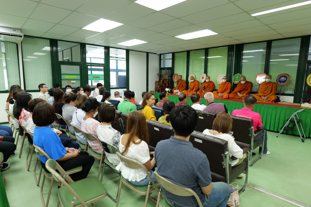 รูปภาพกิจกรรม สหกรณ์ออมทรัพย์การสื่อสารแห่งประเทศไทย ภาพกิจกรรม ทำบุญครบรอบ 54 ปี 16