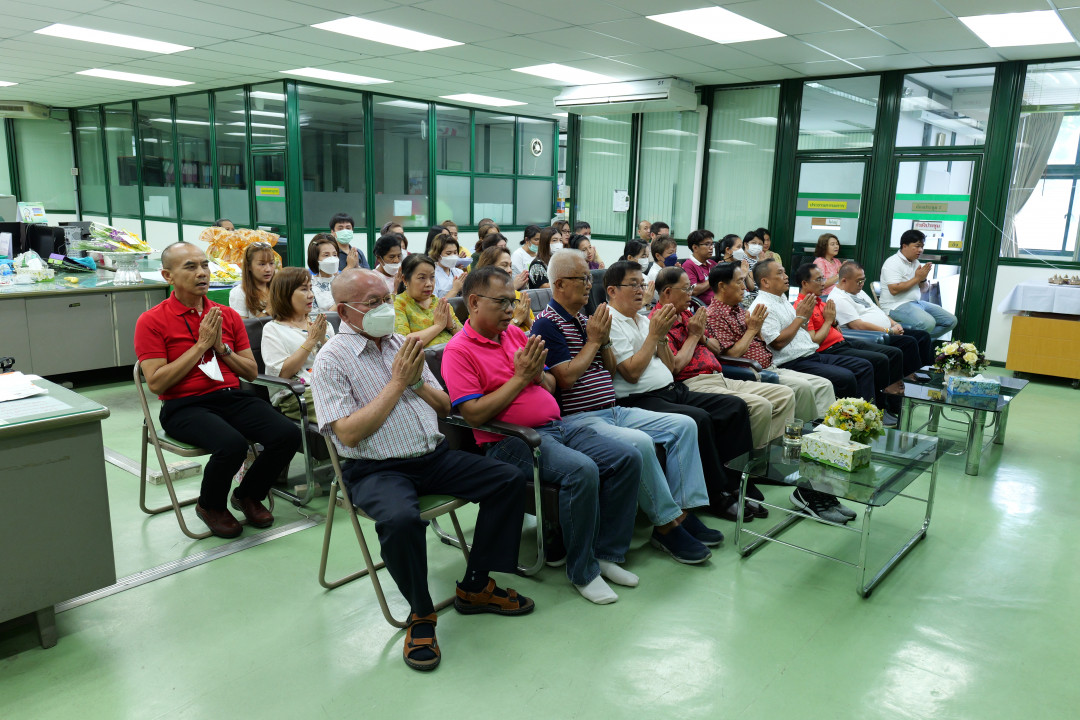 รูปภาพกิจกรรม สหกรณ์ออมทรัพย์การสื่อสารแห่งประเทศไทย ภาพกิจกรรม ทำบุญครบรอบ 54 ปี 17