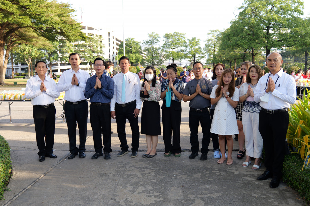 รูปภาพกิจกรรม สหกรณ์ออมทรัพย์การสื่อสารแห่งประเทศไทย ภาพกิจกรรม ร่วมทำบุญใส่บาตรกับ ปณท เนื่องในวันขึ้นปีใหม่ 2567 เมื่อวันที่ 5 มกราคม 2567 1