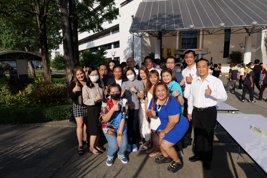 รูปภาพกิจกรรม สหกรณ์ออมทรัพย์การสื่อสารแห่งประเทศไทย ภาพกิจกรรม ร่วมทำบุญใส่บาตรกับ ปณท เนื่องในวันขึ้นปีใหม่ 2567 เมื่อวันที่ 5 มกราคม 2567 14