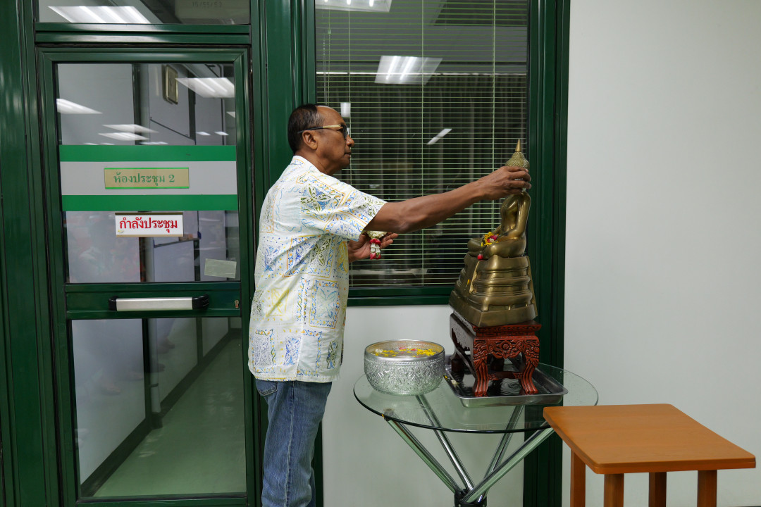 รูปภาพกิจกรรม สหกรณ์ออมทรัพย์การสื่อสารแห่งประเทศไทย กิจกรรม พิธีรดน้ำดำหัวแก่คณะกรรมการดำเนินการ สอ.กสท. 12