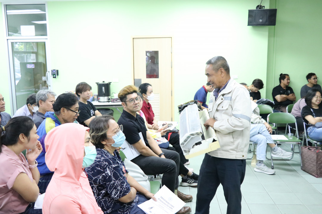 รูปภาพกิจกรรม สหกรณ์ออมทรัพย์การสื่อสารแห่งประเทศไทย กิจกรรม อบรมวิชาชีพสมาชิกส่วนกลาง "ล้างเครื่องปรับอากาศภายในบ้าน" ประจำปี 2568 24