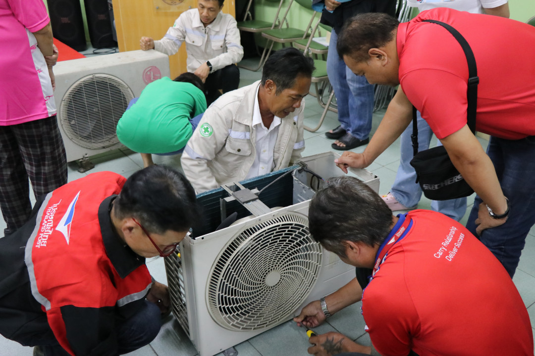 รูปภาพกิจกรรม สหกรณ์ออมทรัพย์การสื่อสารแห่งประเทศไทย กิจกรรม อบรมวิชาชีพสมาชิกส่วนกลาง "ล้างเครื่องปรับอากาศภายในบ้าน" ประจำปี 2568 35