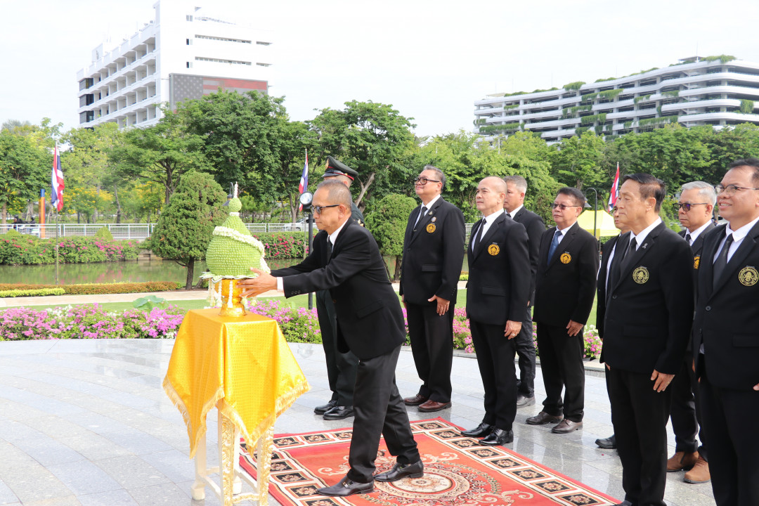 รูปภาพกิจกรรม สหกรณ์ออมทรัพย์การสื่อสารแห่งประเทศไทย กิจกรรม ร่วมพิธีวางพานพุ่มถวายสักการะเนื่องในวันสื่อสารแห่งชาติ ประจำปี 2569 4